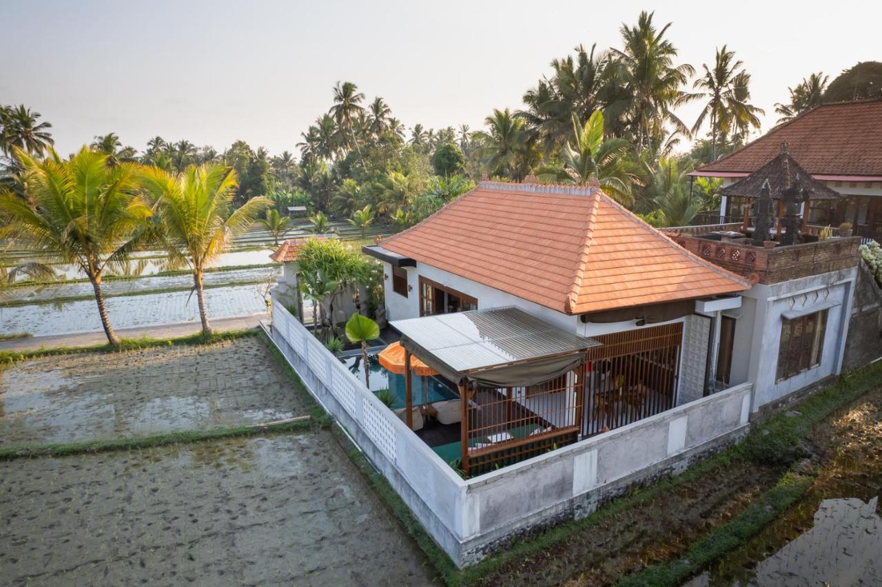 Dijero At Umah Bali Villa